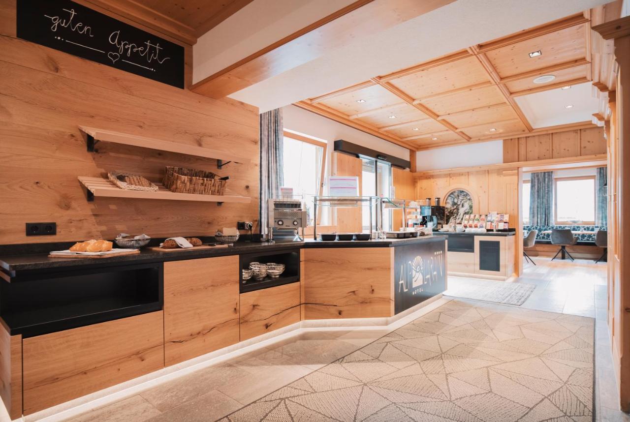 Alp Larain B&B Ischgl Buitenkant foto